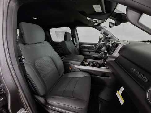 New 2026 RAM 1500 Big Horn AWD/4WD image 28