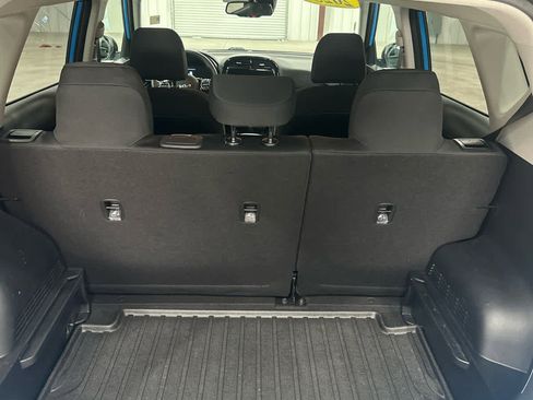Used 2025 Kia Soul S FWD image 13