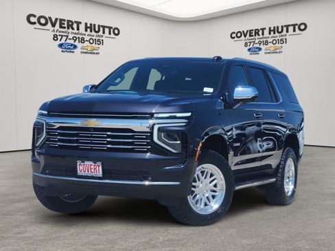 Used 2025 Chevrolet Tahoe Premier AWD/4WD image 1