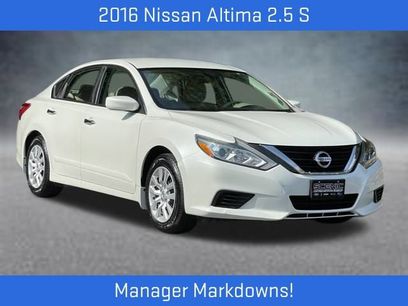 Used 2016 Nissan Altima 2.5 S w/ Power Driver Seat Package
