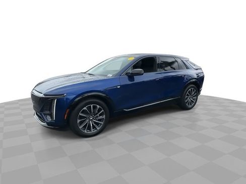 Used 2024 Cadillac Lyriq Sport w/ LPO, Floor Liner Package image 4