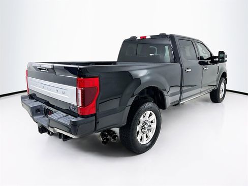 Used 2022 Ford F350 Platinum w/ FX4 Off-Road Package image 8