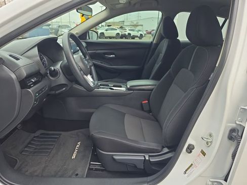 Used 2023 Nissan Sentra SV image 16