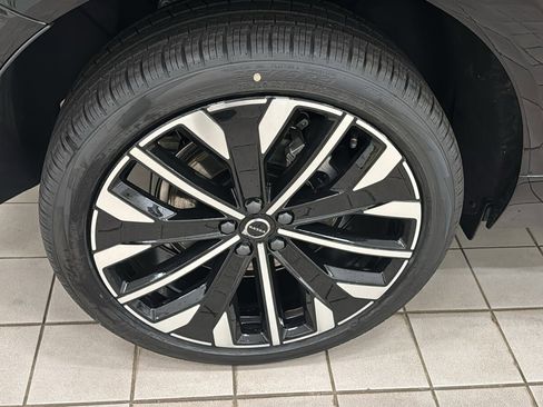 New 2026 Volvo XC60 T8 Ultra w/ Protection Package Premier AWD/4WD image 31