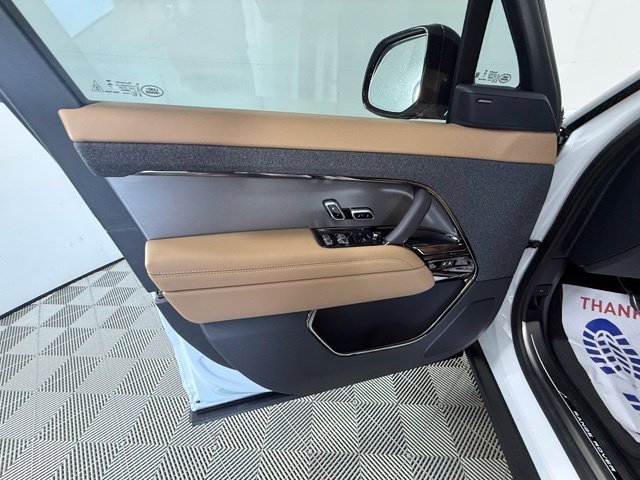 New 2027 Land Rover Range Rover Sport SE AWD/4WD image 12