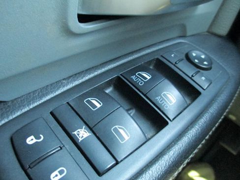 Used 2019 RAM 2500 Big Horn image 19