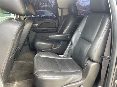 Used 2011 Chevrolet Suburban LTZ AWD/4WD image 13