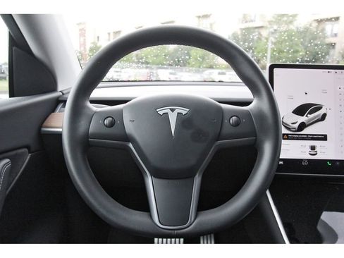 Used 2020 Tesla Model Y Performance AWD/4WD image 16