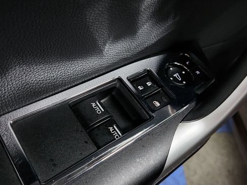 Used 2015 Honda Accord EX-L image 40