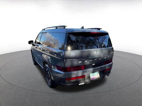 Used 2025 Hyundai Santa Fe SEL image 11