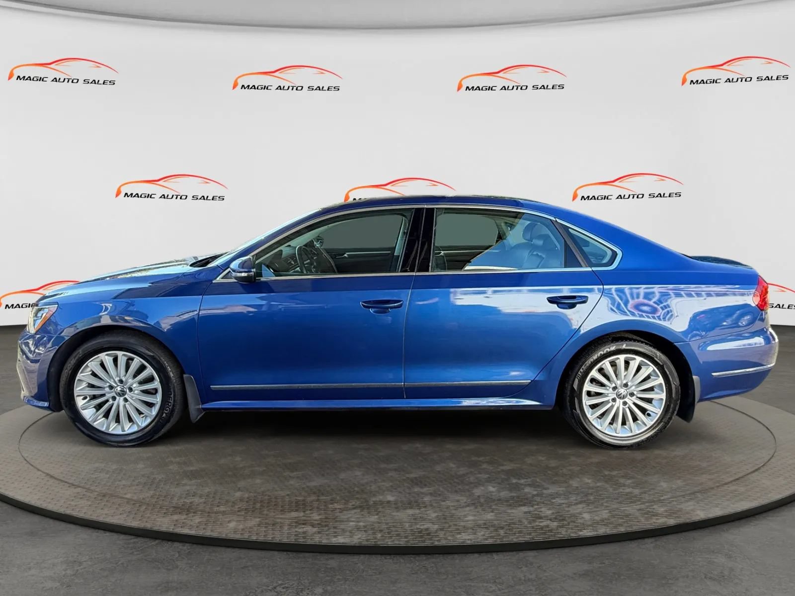 Used 2016 Volkswagen Passat 1.8T SE FWD image 7