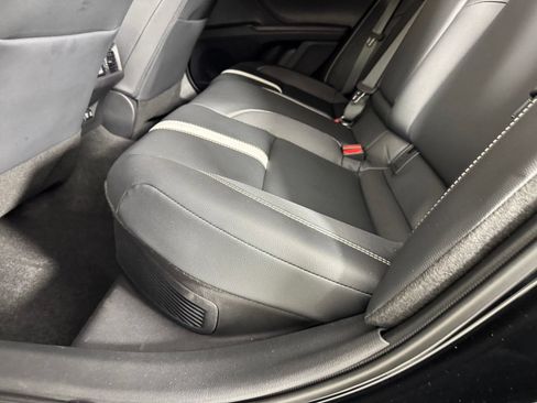 Used 2026 Toyota Camry Hybrid FWD image 27