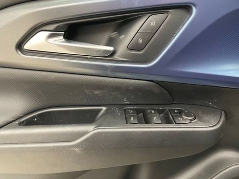 New 2026 Chevrolet Equinox EV LT AWD/4WD image 11
