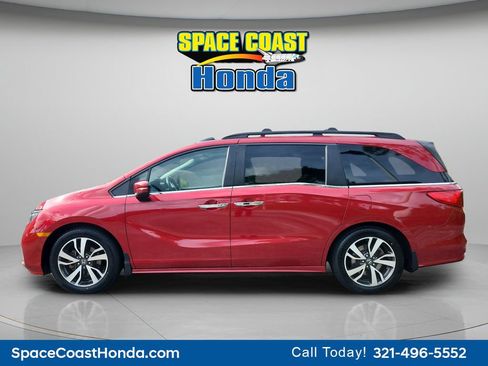 Certified 2023 Honda Odyssey Touring image 8