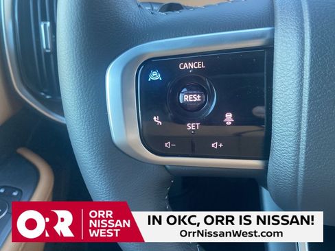 New 2026 Nissan Armada SL w/ Captain's Chari Seat Package image 24