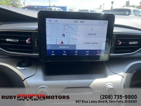 Used 2022 Ford Explorer XLT w/ Equipment Group 202A AWD/4WD image 10