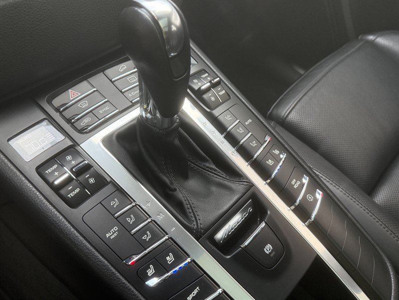 Used 2016 Porsche Macan S AWD/4WD image 14