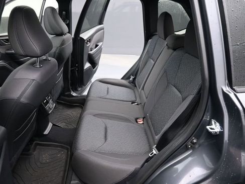 Used 2025 Subaru Forester Premium image 11