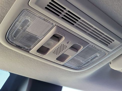 Used 2022 Honda HR-V EX image 22