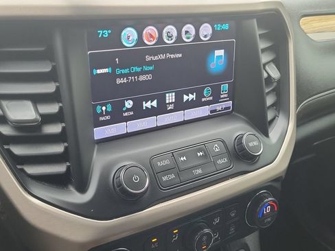 Used 2019 GMC Acadia Denali w/ Technology Package FWD image 23
