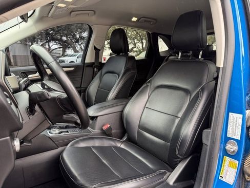 Used 2021 Ford Escape SEL w/ Technology Package image 7