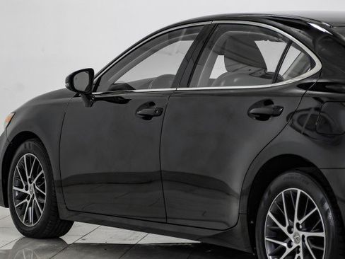 Used 2017 Lexus ES 350 image 57