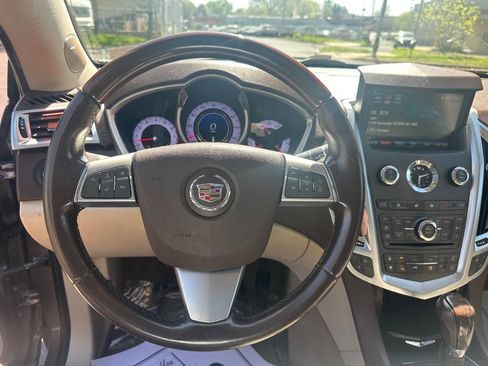 Used 2011 Cadillac SRX Luxury image 15