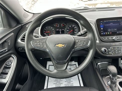 Used 2023 Chevrolet Malibu LT image 5