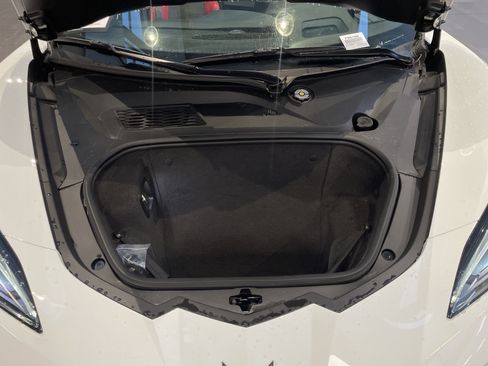 Used 2022 Chevrolet Corvette Stingray Premium Cpe w/ Z51 Performance Package RWD image 45