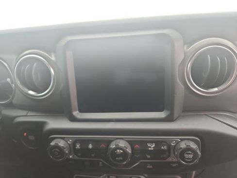 Used 2023 Jeep Wrangler Unlimited Rubicon 4xe w/ Steel Bumper Group image 18