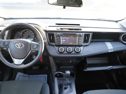 Used 2016 Toyota RAV4 LE FWD image 15