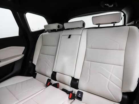 New 2026 BMW X1 xDrive28i w/ Technology Package AWD/4WD image 23