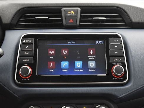 New 2025 Nissan Versa SV w/ Trunk Package image 10