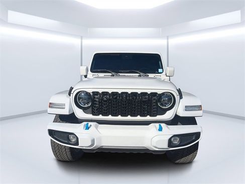 Used 2024 Jeep Wrangler High Altitude image 8