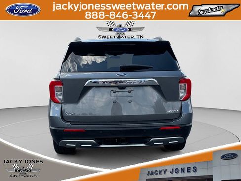 Certified 2023 Ford Explorer XLT w/ Equipment Group 202A AWD/4WD image 4