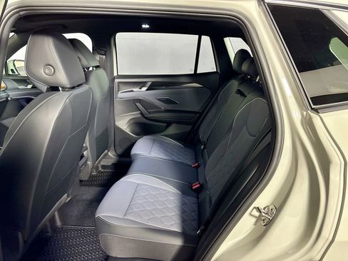 New 2026 Volkswagen Tiguan SEL R-Line image 21