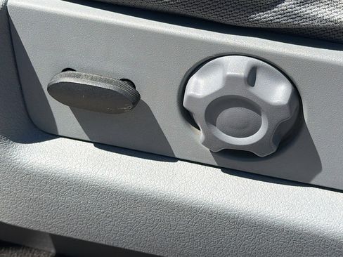 Used 2014 Ford F150 XLT w/ XLT Convenience Package image 23