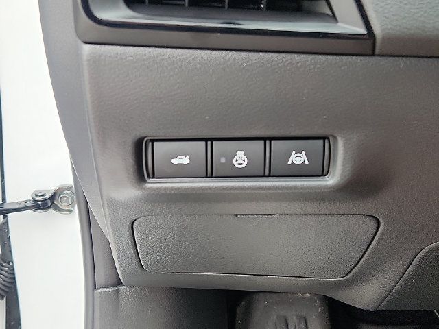Used 2026 Nissan Sentra SR w/ SR Premium Package FWD image 26