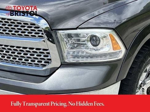 Used 2015 RAM 1500 Laramie w/ Convenience Group AWD/4WD image 10