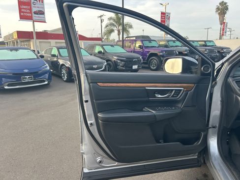 Used 2018 Honda CR-V EX-L image 18