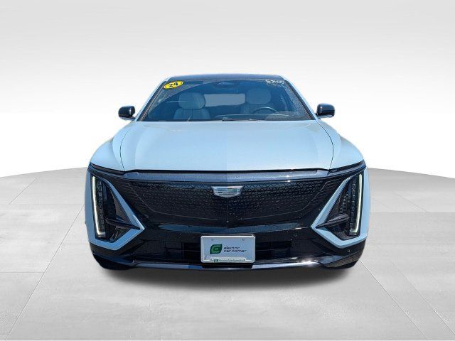 Used 2024 Cadillac Lyriq Sport w/ LPO, Floor Liner Package AWD/4WD image 2