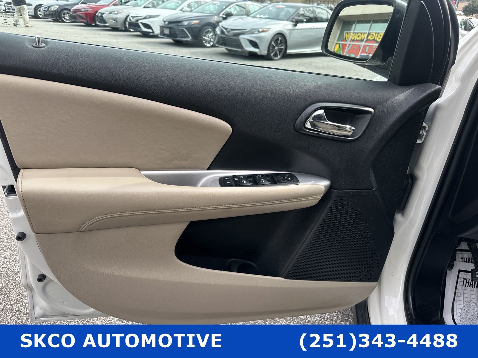 Used 2020 Dodge Journey SE FWD image 12