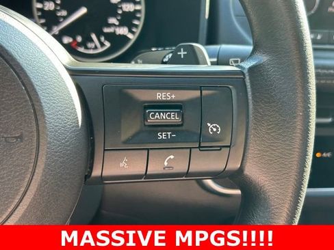 Used 2023 Nissan Rogue S AWD/4WD image 20