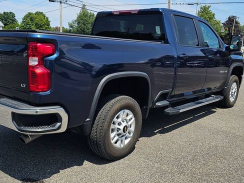 Used 2022 Chevrolet Silverado 2500 LT w/ Convenience Package AWD/4WD image 8