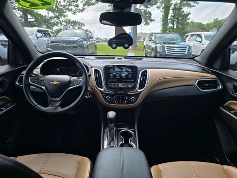 Certified 2022 Chevrolet Equinox Premier FWD image 12