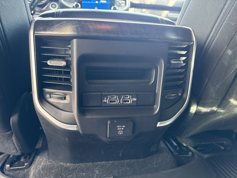 Used 2020 RAM 1500 Big Horn AWD/4WD image 8