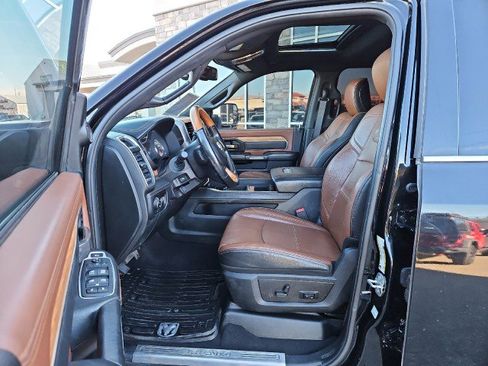 Used 2021 RAM 3500 Limited image 11