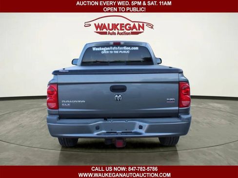 Used 2006 Dodge Dakota SLT w/ Trailer Tow Group AWD/4WD image 6