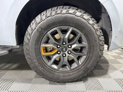 Used 2025 Ford Expedition Tremor AWD/4WD image 11