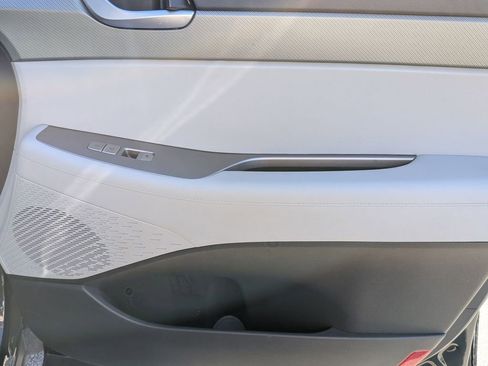 Used 2025 Hyundai Palisade SEL FWD image 33
